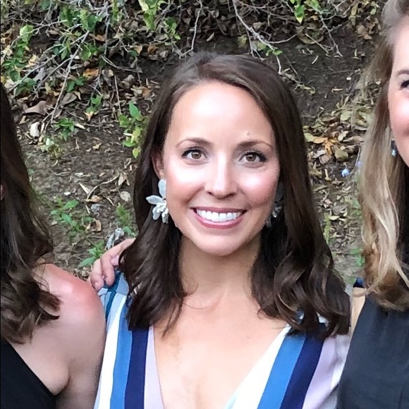 Meet your Posher, Whitney - Picture 1 of 1